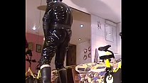 Roxina2002RubberOxCockPlay031002.WMV