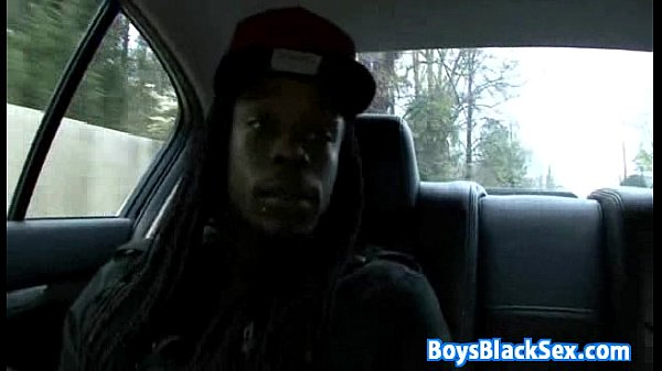 Black Muscular Gay Dude Fuck White Skinny Boy Hard 04