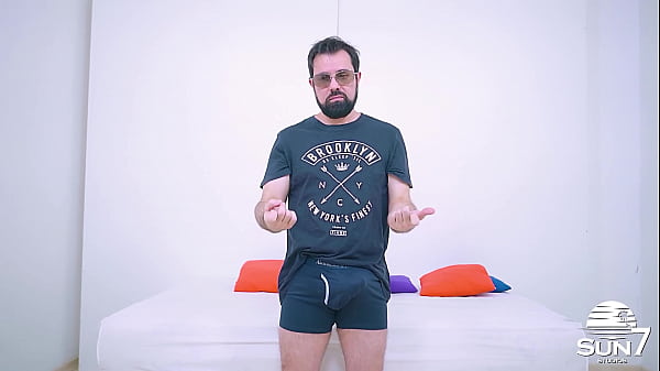 MENAGE INTERRACIAL ANAL! 2 NOVINHAS QUE ADORAM DAR O RABO