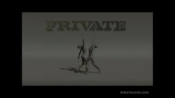 Jennifer Love and Nesty Are Lesbian Scuba Divers Who Fuck under Water