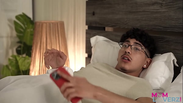 Stepmom Sophia Locke Wants Creampie S2-E9