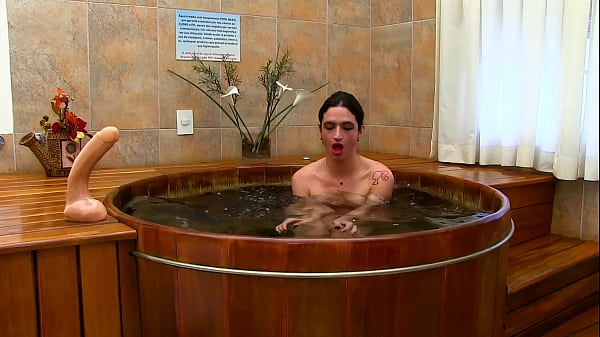 Charming Tranny Nanda Molinari Jams a Dildo up Her Ass DT375