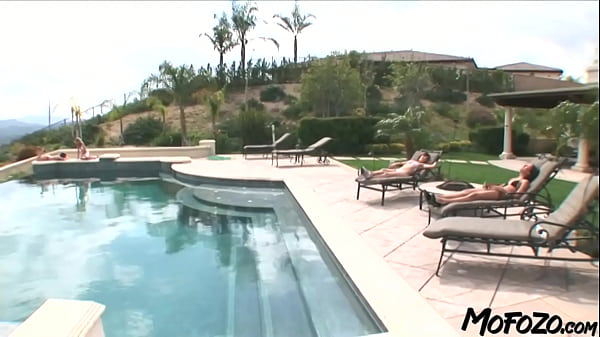 MOFOZO.com – 19 Year Old Latina Gets The Jizm In Her Mouth