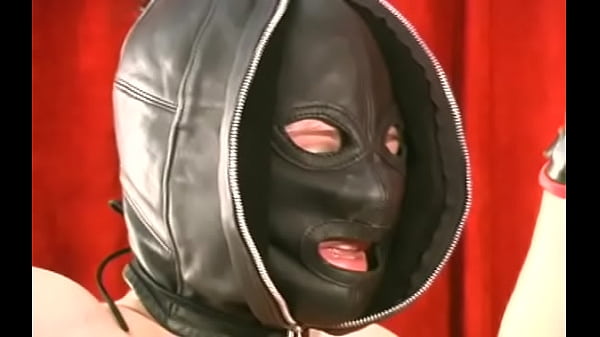 Filthy chick fucks her poontang with a rubber python