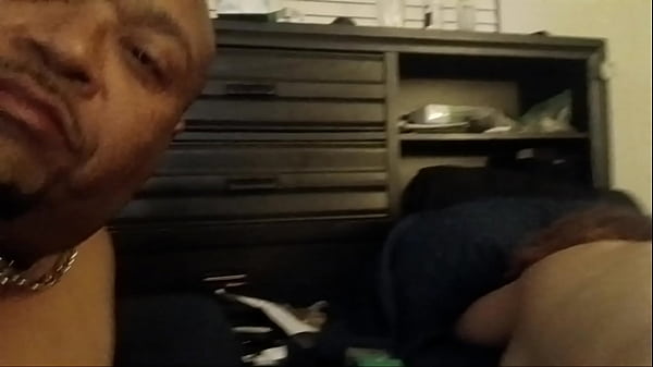 Coolvv29333 letting Clee ride that black cock