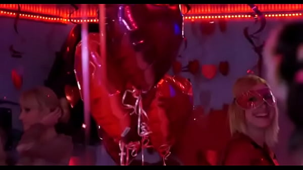 Divine club partying