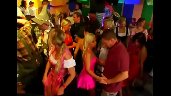 Steamy sexy club actions