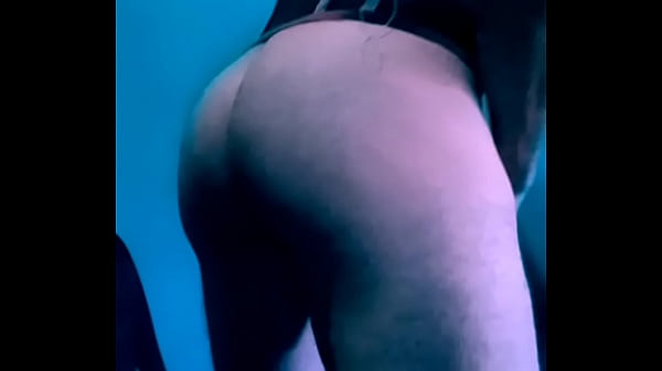 Muscle gay sissy crossdresser play mi ass and cock