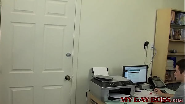 Coworkers Dustin Fitch and Wesley Marks anal fuck in office