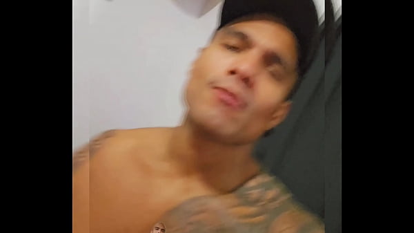 Em casa de bobeira brincando com o pau marcellopauzao.com