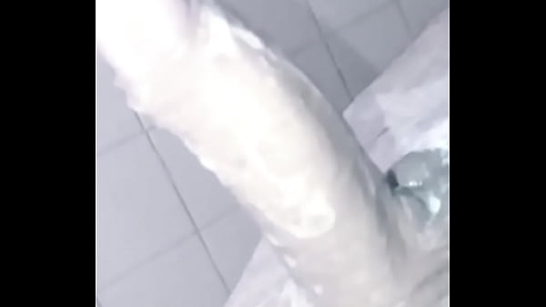 Bañando a mi amiguito