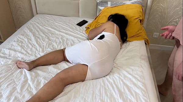 Stepmom gave a blowjob and had anal sex and got cum on her tits