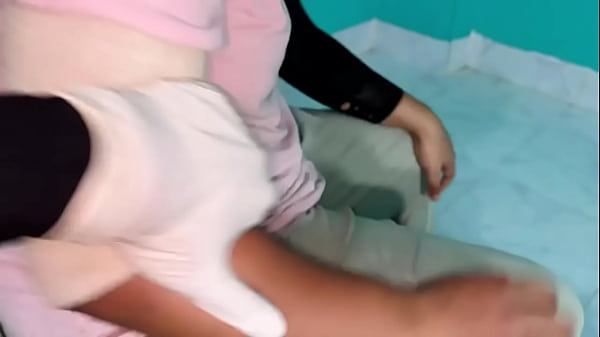 Bangladeshi girl tight pussy sex in hotel room