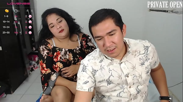 Padrastro e hijastra follan muy duro