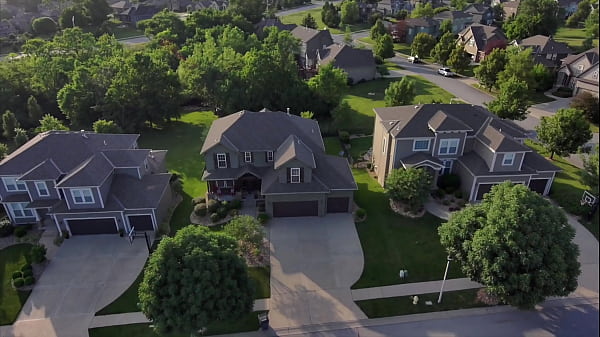 Slutty StepSis and StepMom Cheer up Junior with SEX! – AITSFS1E8 – 3/4