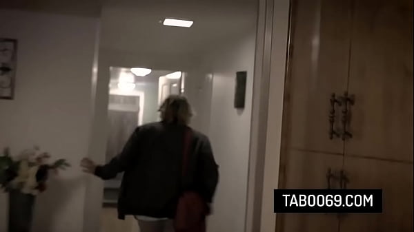 Horny stepsister Whitney Wright puts carrot up to her ass just to convince her stepbrother to fuck her