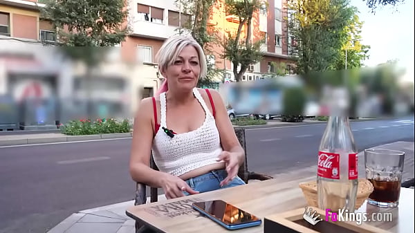 Sandra V confesses us her sexy practices before banging our panty sniffer!