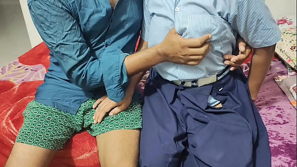 देसी कॉलेज गर्ल ने अपने बॉयफ्रेंड के साथ किया सेक्स