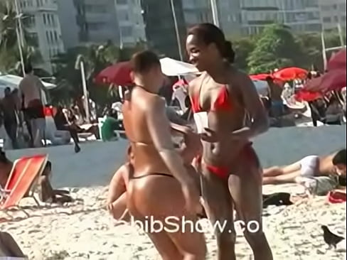 Brazilian hood orgy in rio    html5player.setencodedidvideo('hvukkld5d7