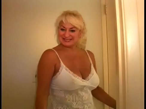 Blonde cougar dana hayes with big melons is always happy to clean the dust of old sombrero    html5player.setencodedidvideo('kidooif153d