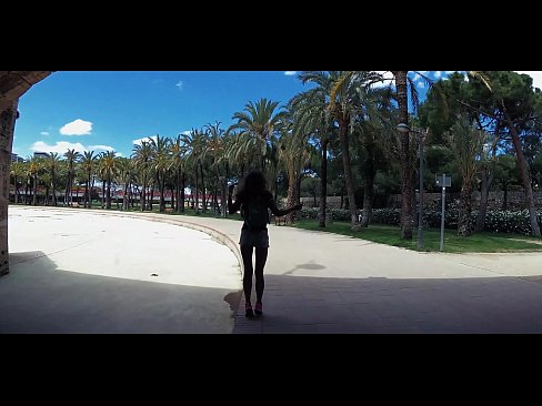 Travel show ass driver -  valencia. turia park with sasha bikeeva. jardín del turia part 4    html5player.setencodedidvideo('ifhhdkmf63a