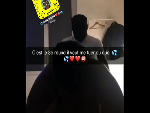 Une sodomie profonde par une grosse bite de black (salope) renoie pute gros seins sex hard    html5player.setencodedidvideo('klaudaf14ce