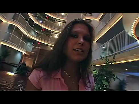 She come to visit him in a hotel-flat - and then she get fucked    html5player.setencodedidvideo('imlcuah104e