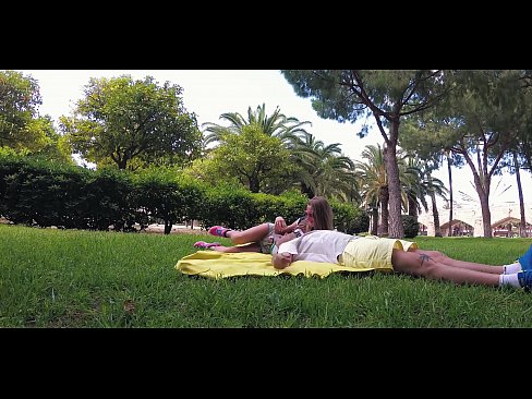 Travel show ass driver -  valencia. relax in turia park with sasha bikeeva. jardín del turia part 5    html5player.setencodedidvideo('ifhhdkvce47