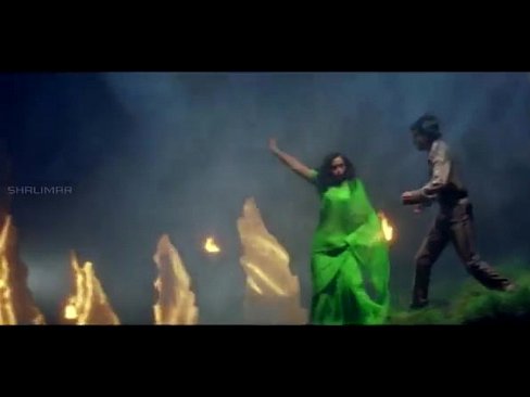 Soundarya dancing in hot saree looks    html5player.setencodedidvideo('ciikmh8a5f