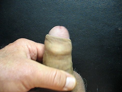 डाउनलोड और देखने के लिए: 65 Year Old Str  Oking And Cumming  ing  - Gesek.info