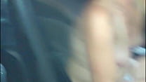 O safado socou a rola sem dó na minha bucetinha - adoro fazer sexo dentro do carro