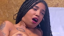 FIQUEI SOZINHA EM CASA E TIVE QUE APAGAR MEU FOGO SOZINHA E TOQUEI UMA SIRIRICA ATÉ GOZAR-ARIELLA FERRAZ