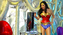Wonder Woman versus send lestro