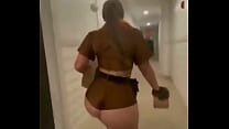 A Pawg Came To Deliver Your Package ;)