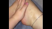 Moisturizing Feet With Lotion