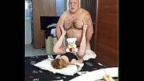 NOVINHA ESPERTA E BOA DE CAMA ELA GOSTA DE FAZER SEXO COM MADUROS E EXPERIENTES E SAFADOS