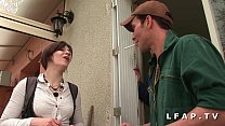 Etudiante francaise grave demontee dans un plan... Thumbnail