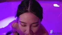 Chinese brunette Li Er had hot sex in the bathr...