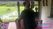 Wife Porn by WifeBucket - Mamacita aux gros seins se fait baiser par la fenêtre un jour de pluie