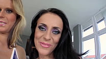 TWO GERMAN SLUTS IN THEIR FIRST GONZO THREESOME