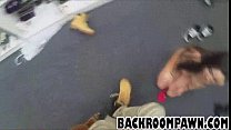 Babe strips down before giving a blowjob