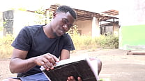 OH MY GOD!!! The big-dicked head boy finally fucks a short classmate with his long cock at the principal's window. Subscribe to my RED please