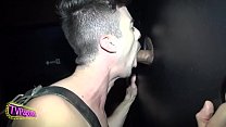 #PapoPrivê: PapoMix flagra Pornstar Christian Hupper no Glory Hole do Clube dos Pauzudos em São Paulo - Twitter:@PapoMix
