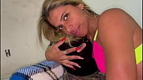 ESPOSA COM OUTRO GEMENDO NA FRENTE DO CORNO