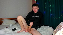 Non-Stop Precum Drip 18yo Skinny Twink Finally ...