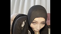 Naughty arab plays with her dildo in ramadan- Y...