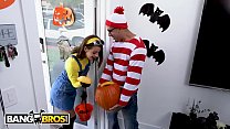 Bangbros - Teen Evelin Stone Gets Bruno Dickemz's Dick In A Pumpkin