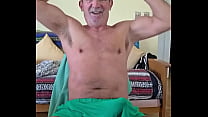 Pervy PapiFachero loves his soft N2N shorts, feels so good on his fat daddie boner! #bulge #BulgeSpy #bulgeworship #bulge ...