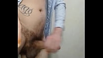 Mañanero lechero antes de salir a trabajar