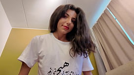 Schwager fickt Teenie-Schwester in enger Pussy